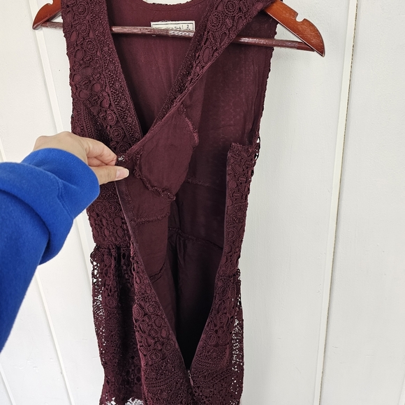 Abercrombie & Fitch Y2K Burgundy Lace Sleeveless Mini Dress sz 2 - Picture 4 of 7